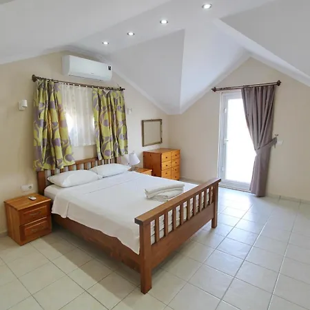 Lisa, 4 Bedroom, Private Pool , Calis Area Villa